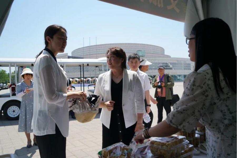 1687485478634975.jpg 3.jpg