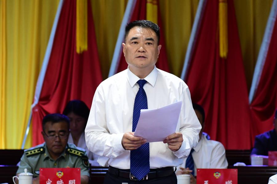 1690894868675384.jpg 政协闭幕.jpg