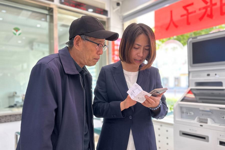 国庆我在岗：国网长子供电公司 (3).jpg